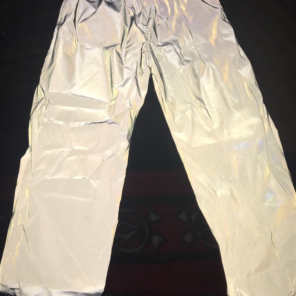 3M sweatpant as seen on kylie